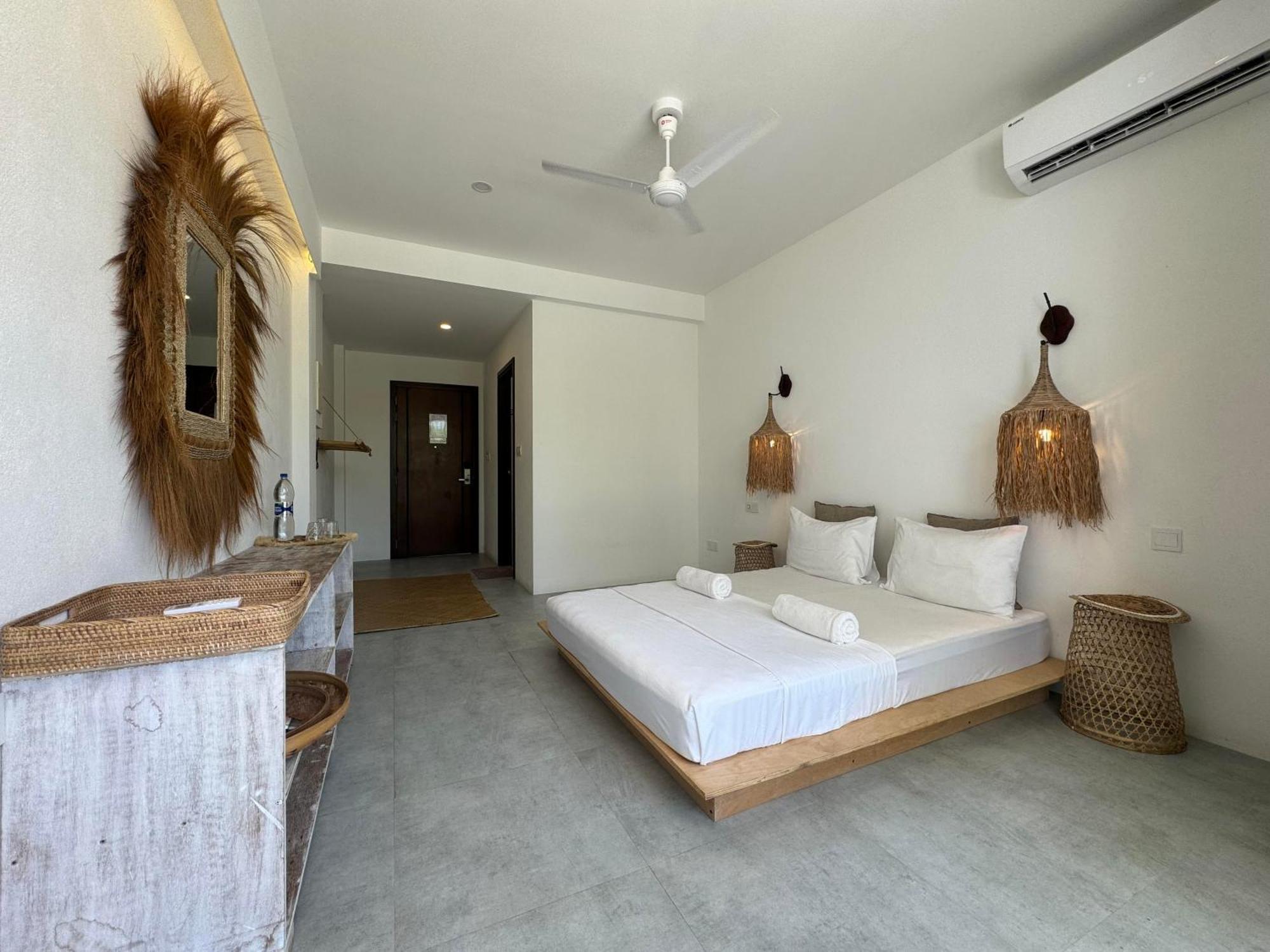 Samura Panorama Guest House Thulusdhoo Exterior photo